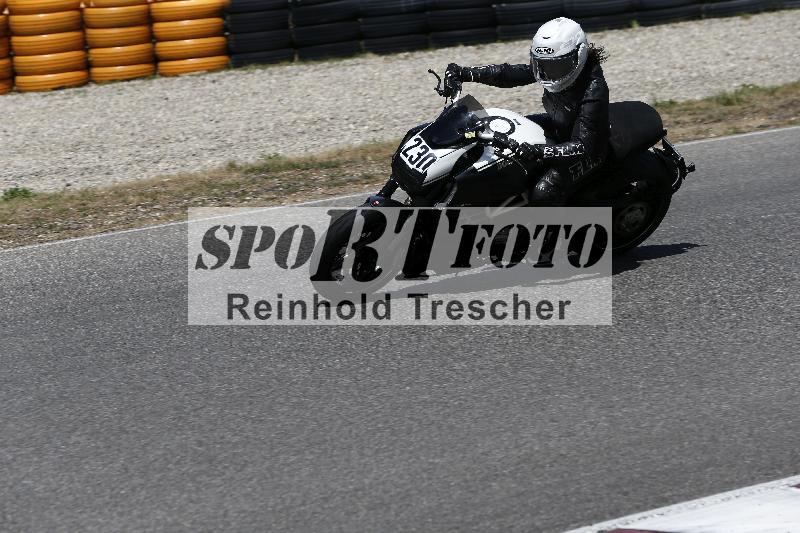 /22 06.07.2026  Pluess Moto Sport ADR/Einsteiger/230